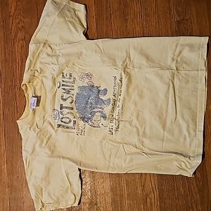 Yellow Eeyore tshirt